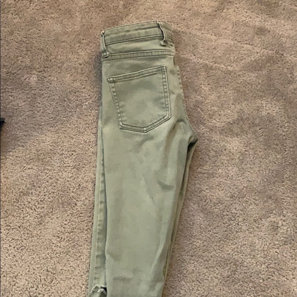 Jeans - Picture 3 of 4
